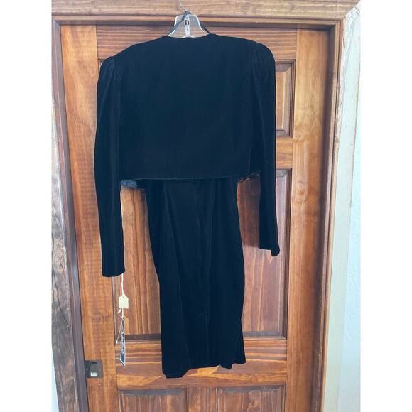 Alex evening’s velvet cocktail dress and gold beaded trim jacket size 12 - Picture 6 of 9